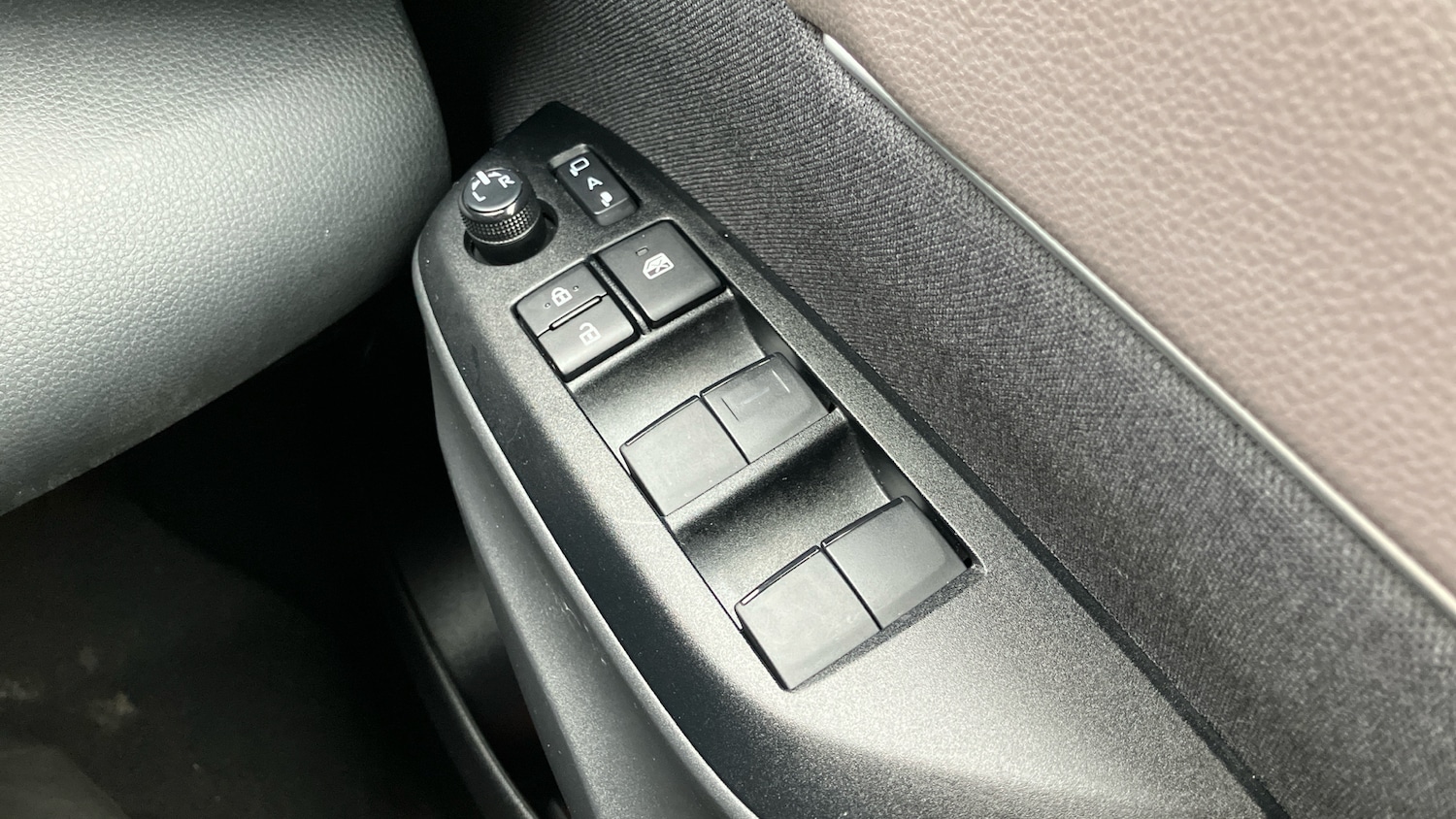 Used Toyota Yaris Cross 2024 for sale - 77544593: Photo 35