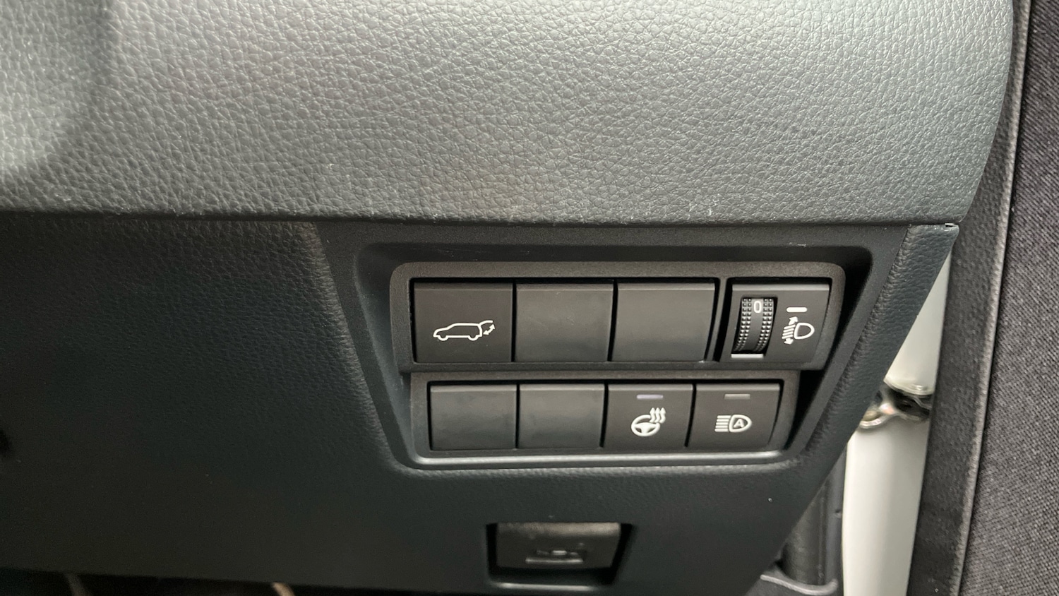 Used Toyota Yaris Cross 2024 for sale - 77544593: Photo 36