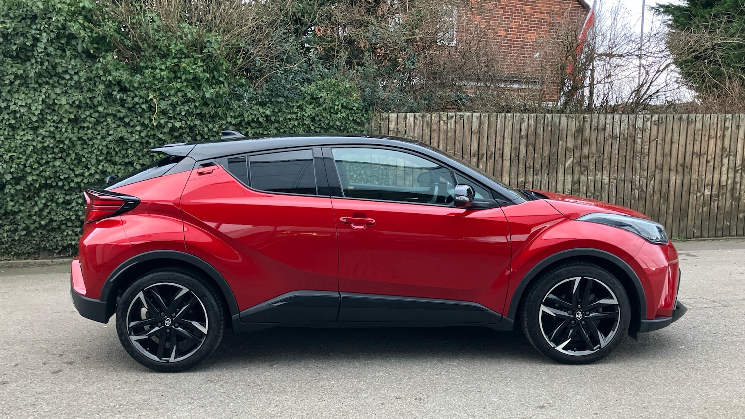 Used Toyota C-HR 2023 for sale - 77676163: Photo 16