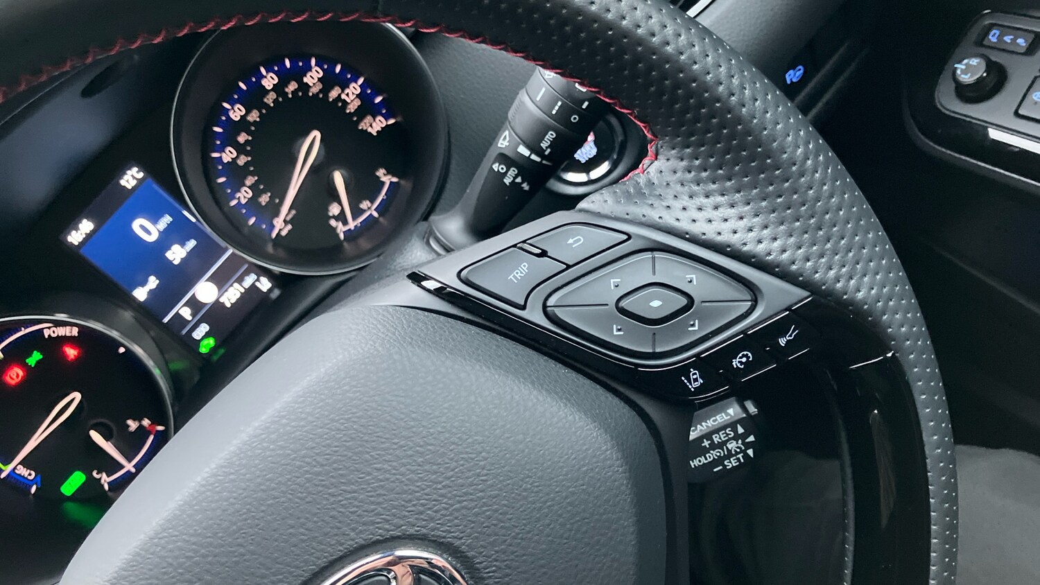 Used Toyota C-HR 2023 for sale - 77676163: Photo 34