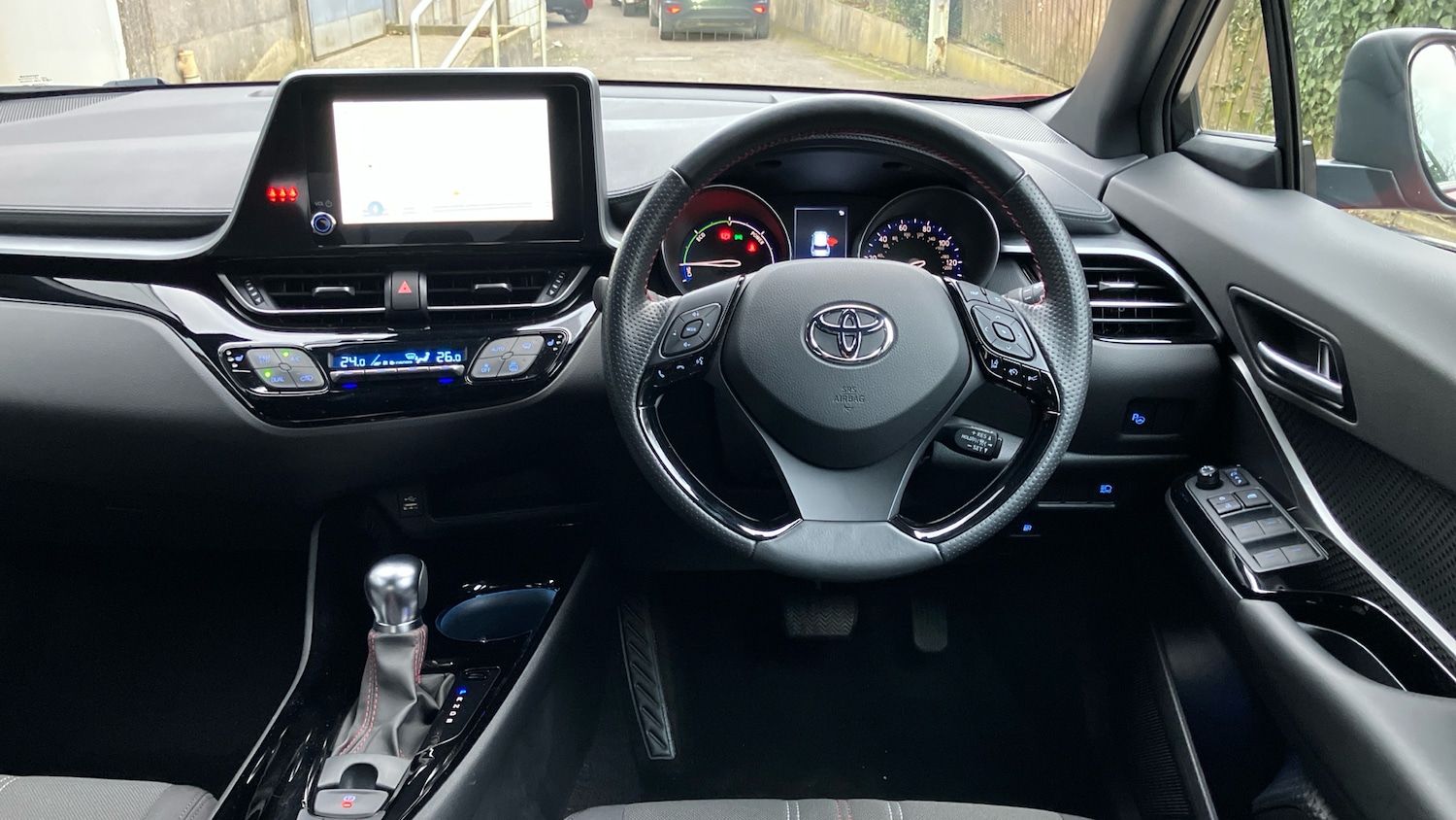 Used Toyota C-HR 2023 for sale - 77676163: Photo 6