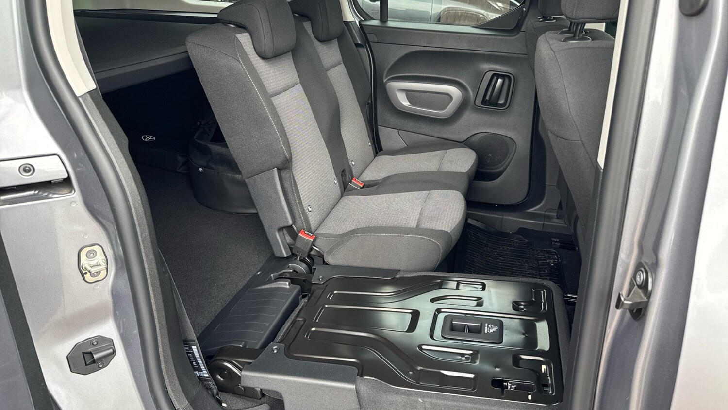 Vehicle 29