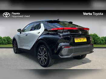 Used Toyota C-HR 2024 for sale - 79101696: Photo