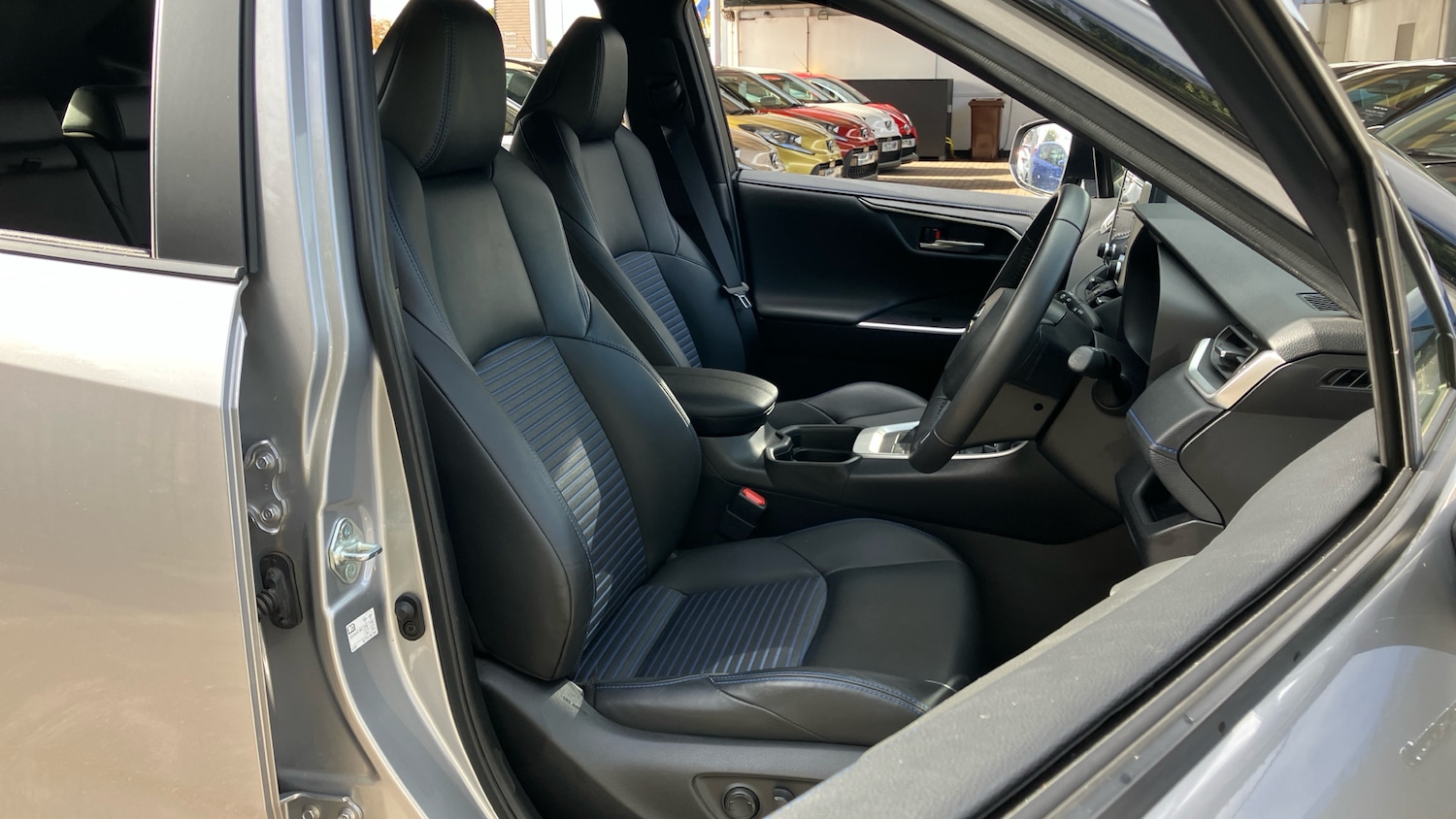 Used Toyota RAV4 2021 for sale - 76422246: Photo 39