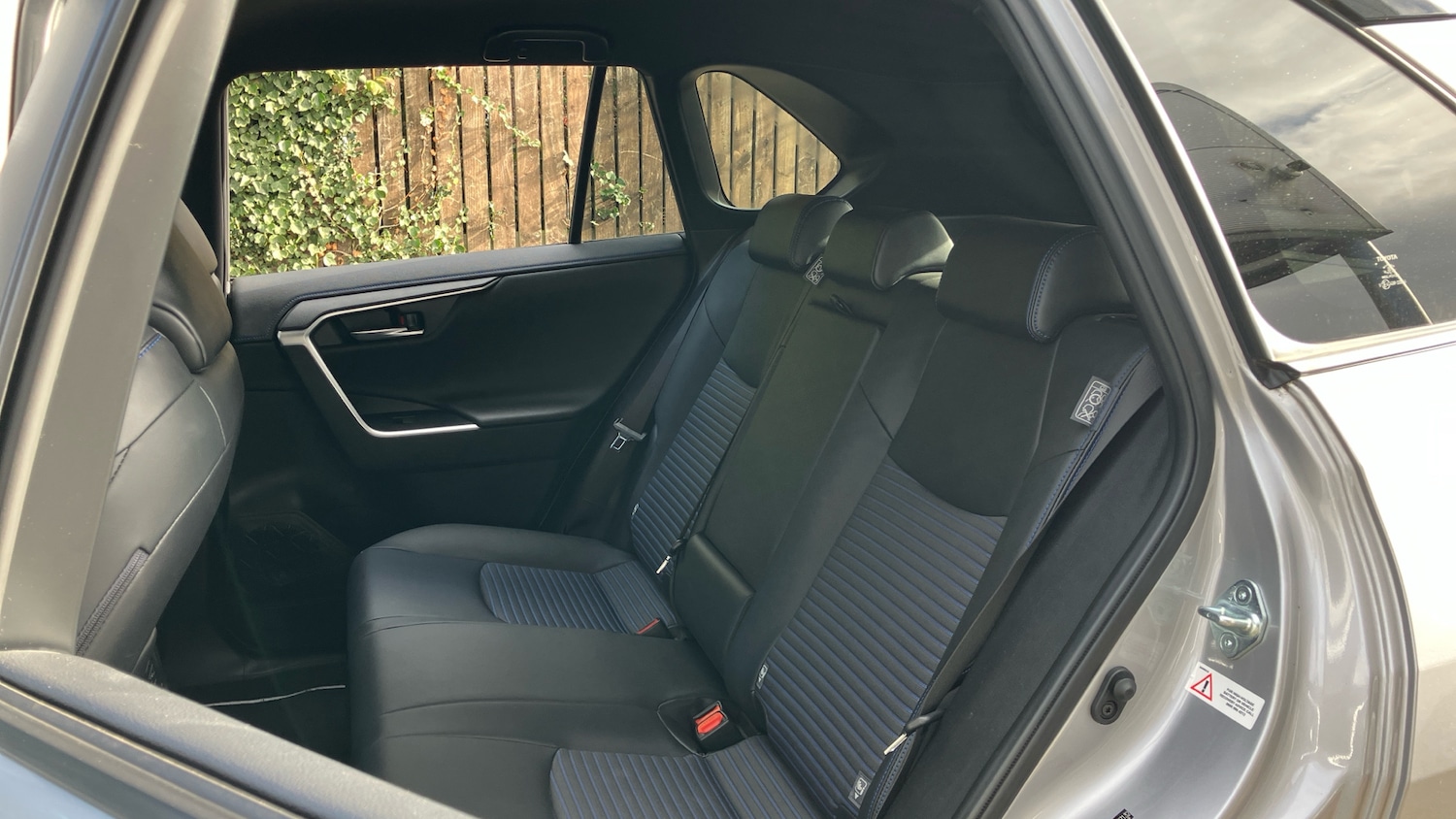 Used Toyota RAV4 2021 for sale - 76422246: Photo 42