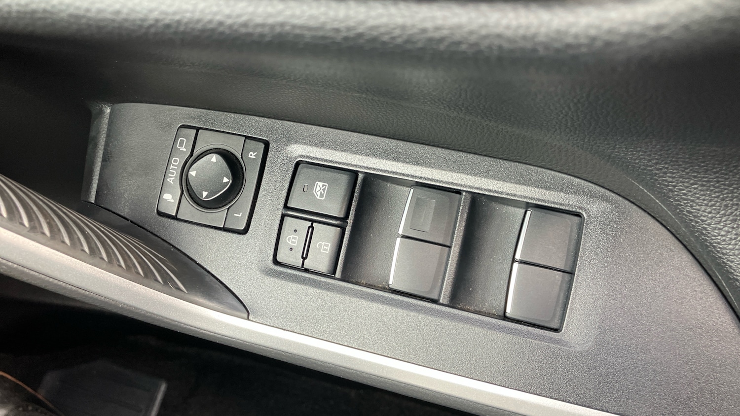 Used Toyota RAV4 2021 for sale - 76422246: Photo 50