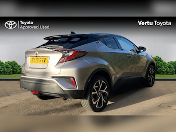 Used Toyota C-HR 2017 for sale - 76734947: Photo