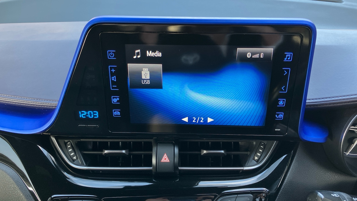 Used Toyota C-HR 2017 for sale - 76734947: Photo 39