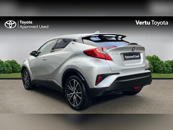 Used Toyota C-HR 2018 for sale - 77336497: Photo