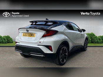 Used Toyota C-HR 2023 for sale - 79548661: Photo