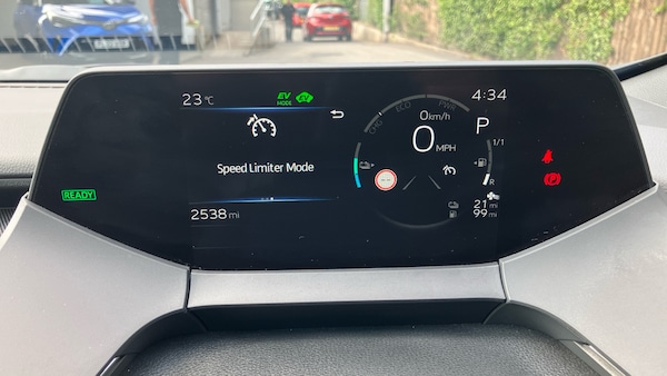Used Toyota Prius 2025 for sale - 76045901: Photo 39