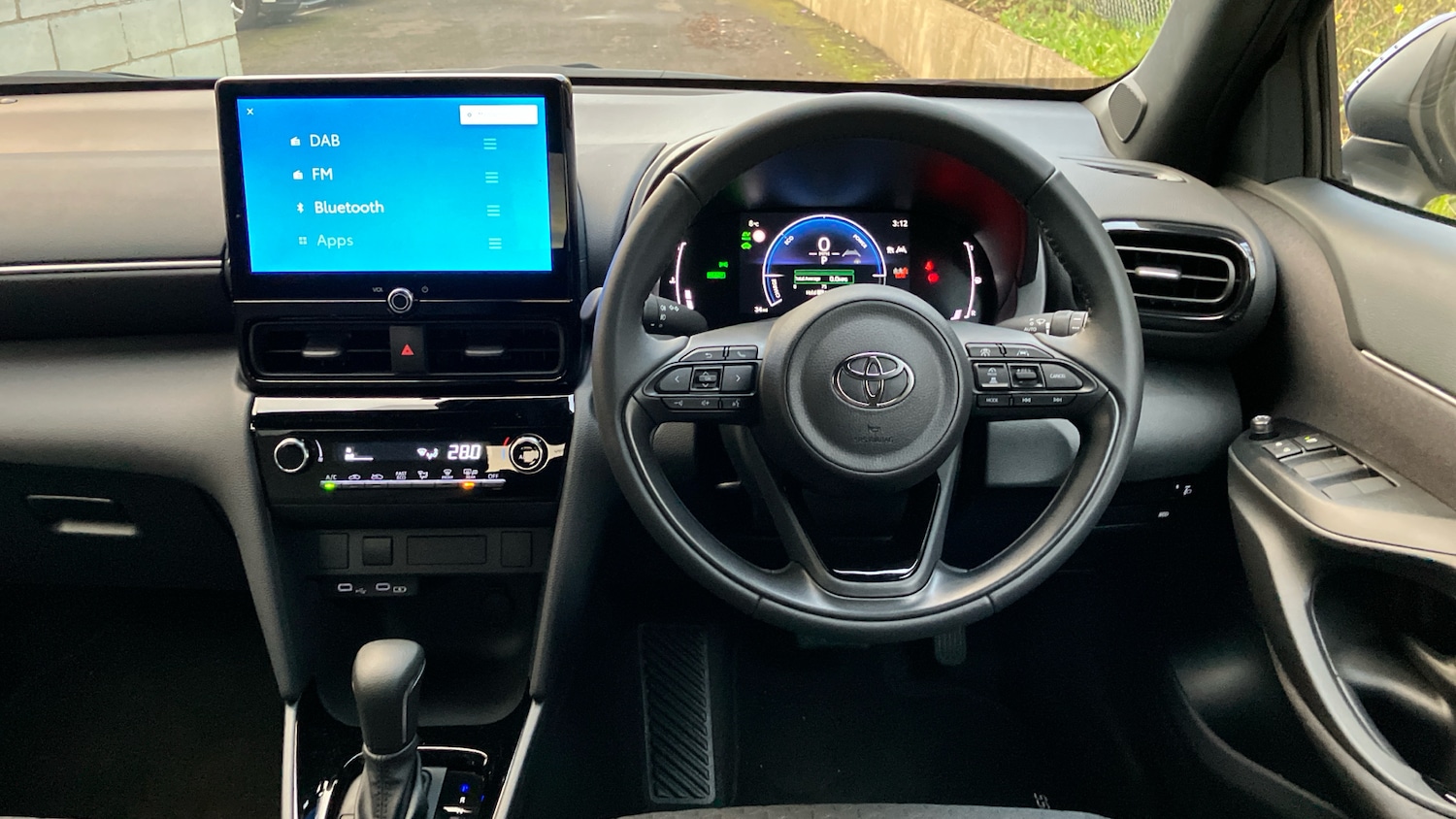 Used Toyota Yaris Cross 2025 for sale - 76694174: Photo 6