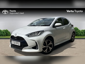 Used Toyota Yaris 2024 for sale - 79335319: Photo
