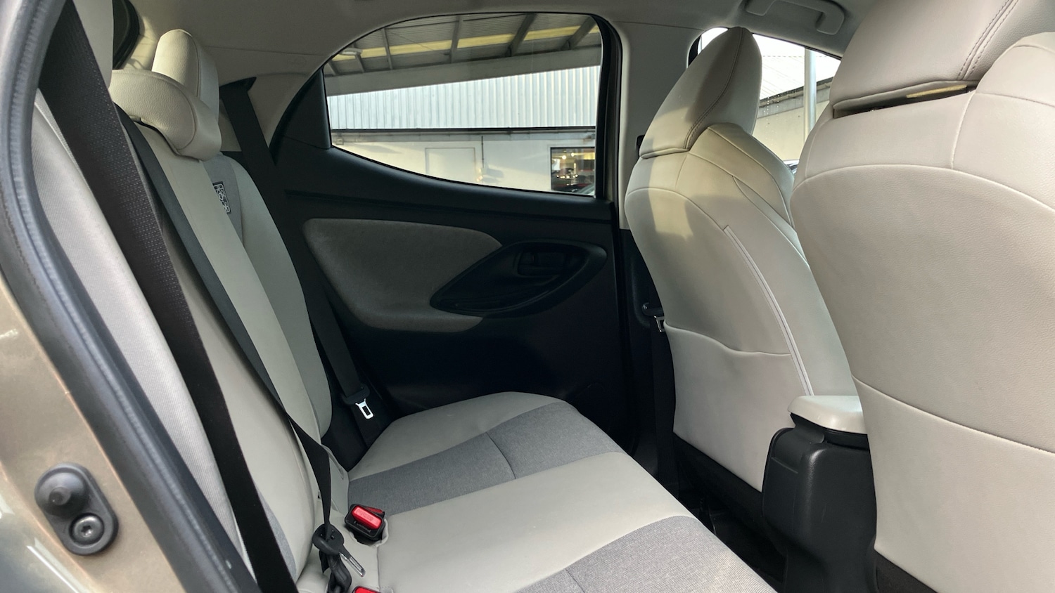 Used Toyota Yaris 2022 for sale - 77521924: Photo 12