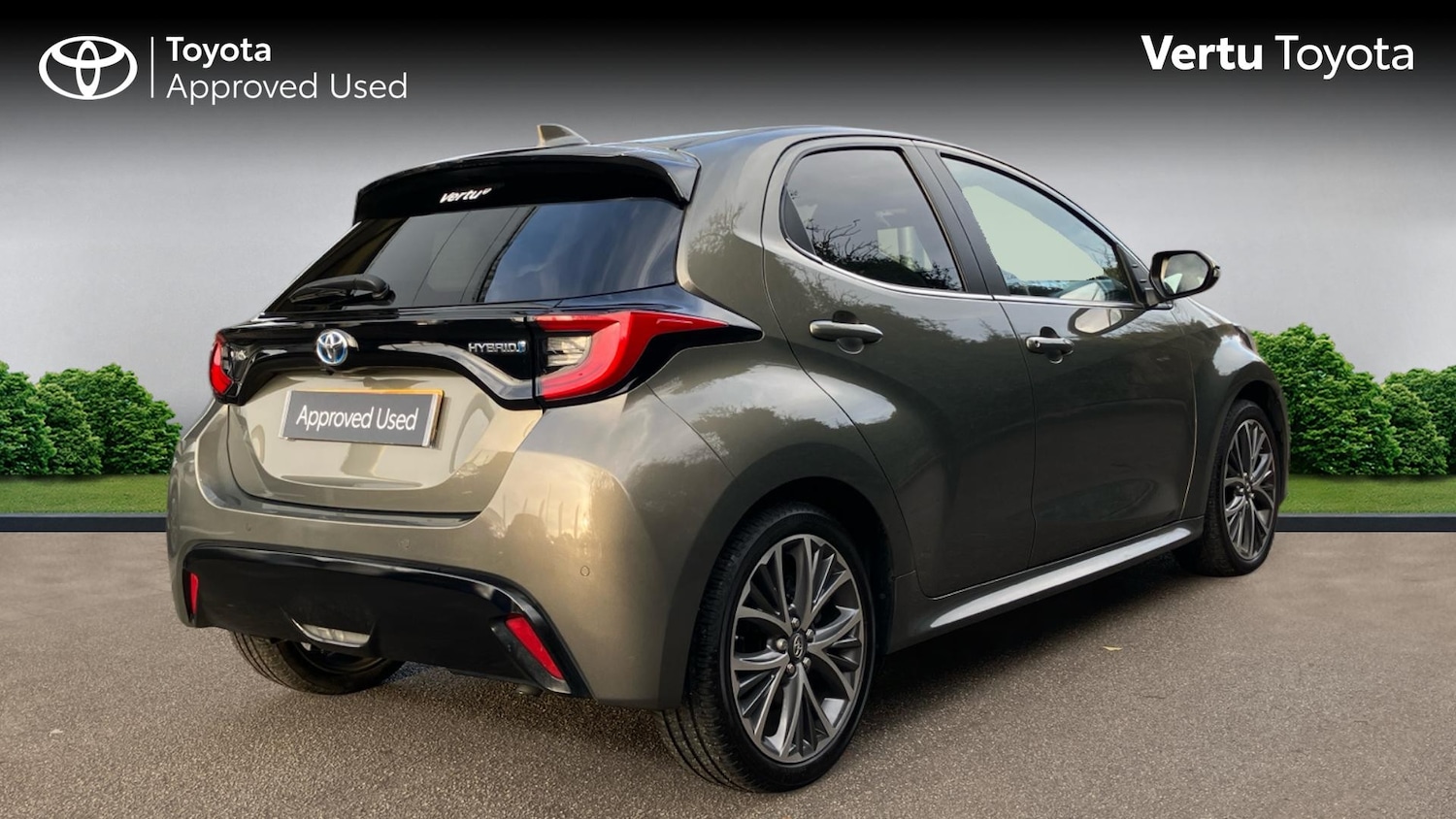 Used Toyota Yaris 2022 for sale - 77521924: Photo 2