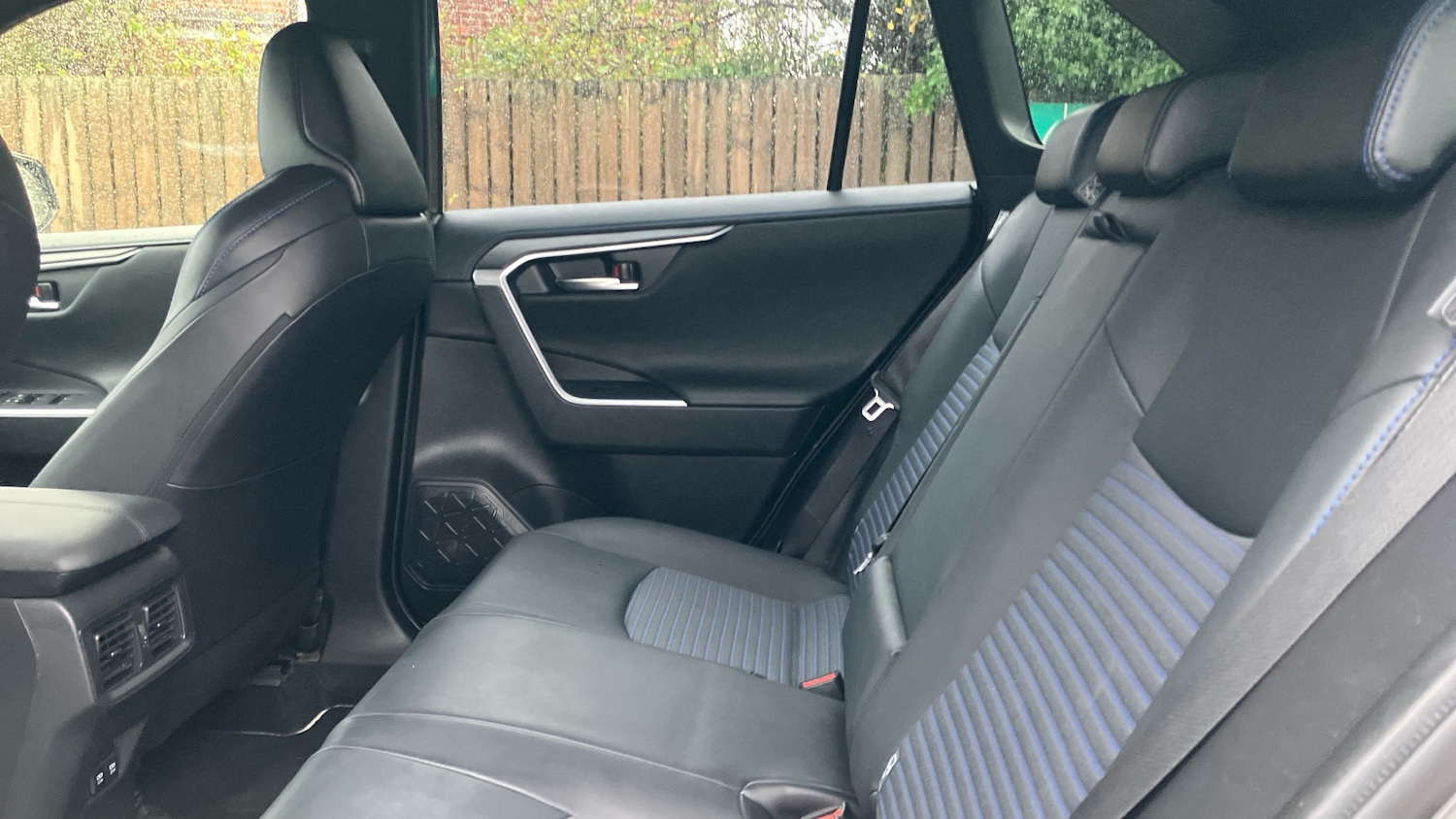 Used Toyota RAV4 2021 for sale - 76896819: Photo 13