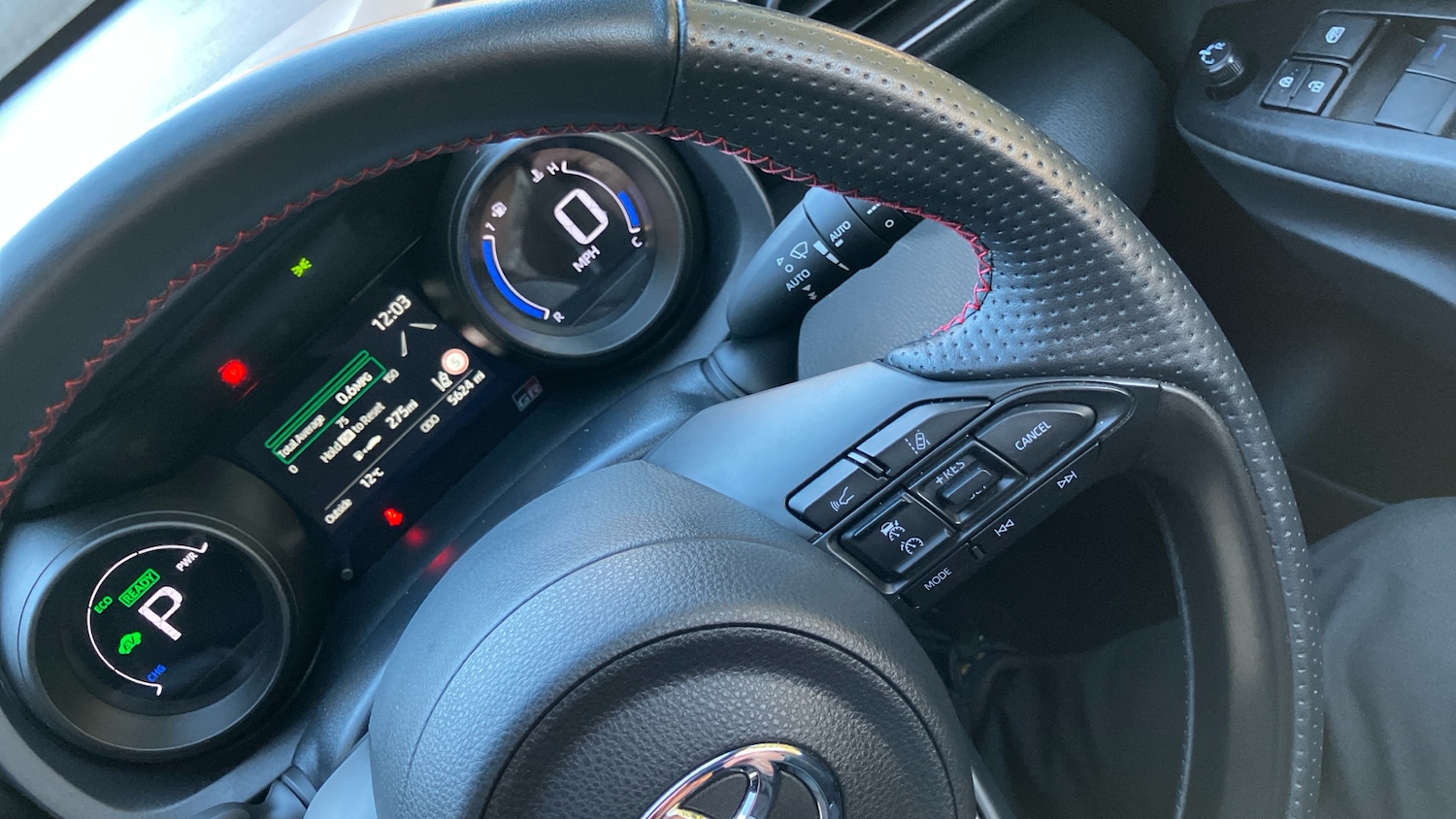 Used Toyota Yaris 2024 for sale - 77079442: Photo 33