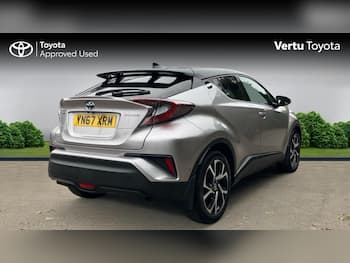 Used Toyota C-HR 2017 for sale - 79733070: Photo
