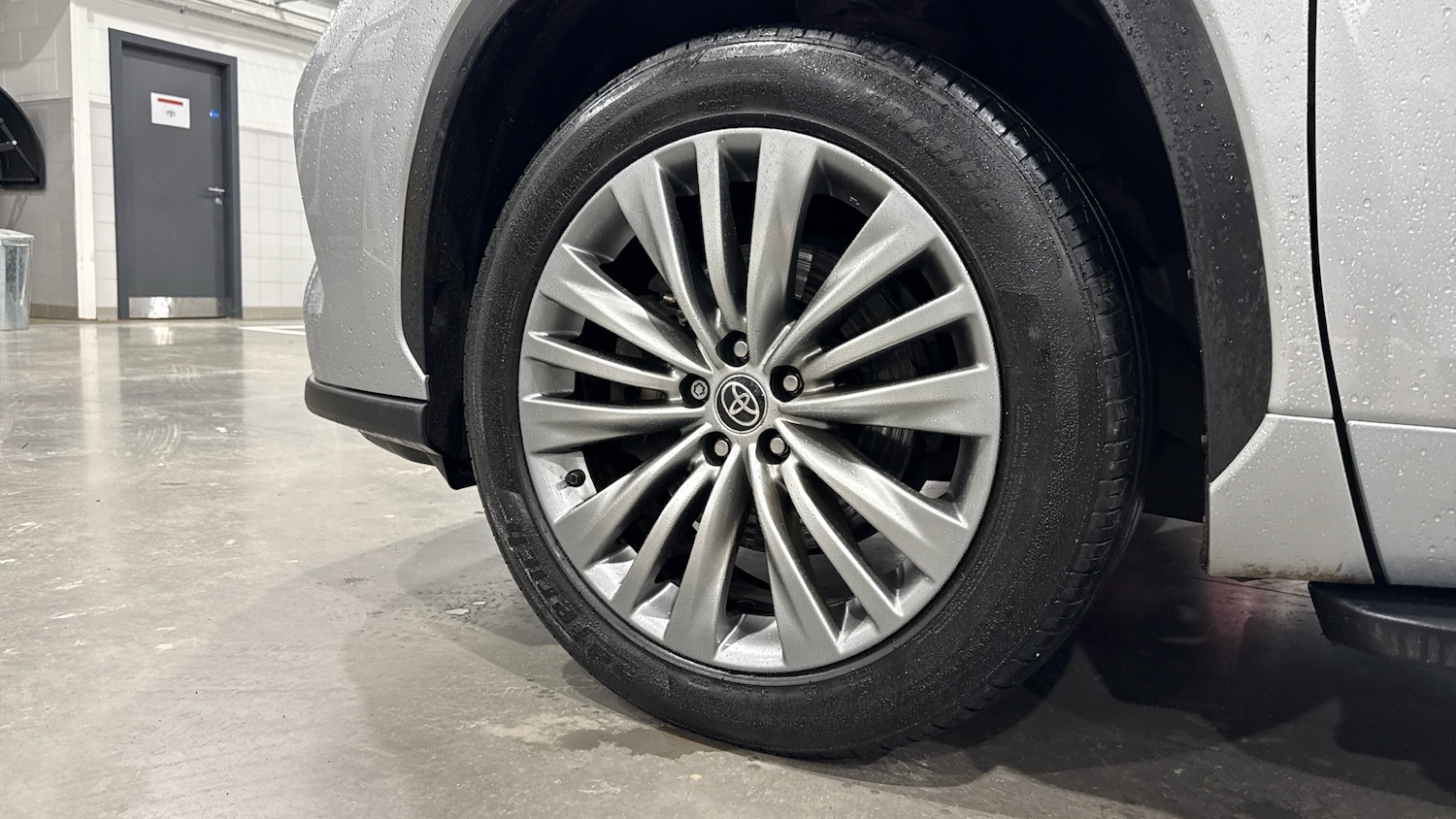 Used Toyota Highlander 2022 for sale - 77643625: Photo 53