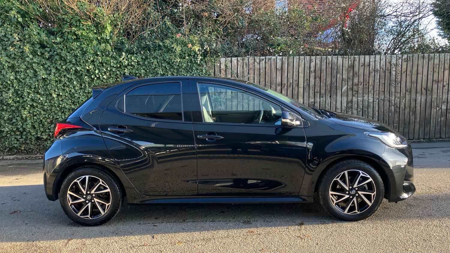 Used Toyota Yaris 2022 for sale - 76710010: Photo 16