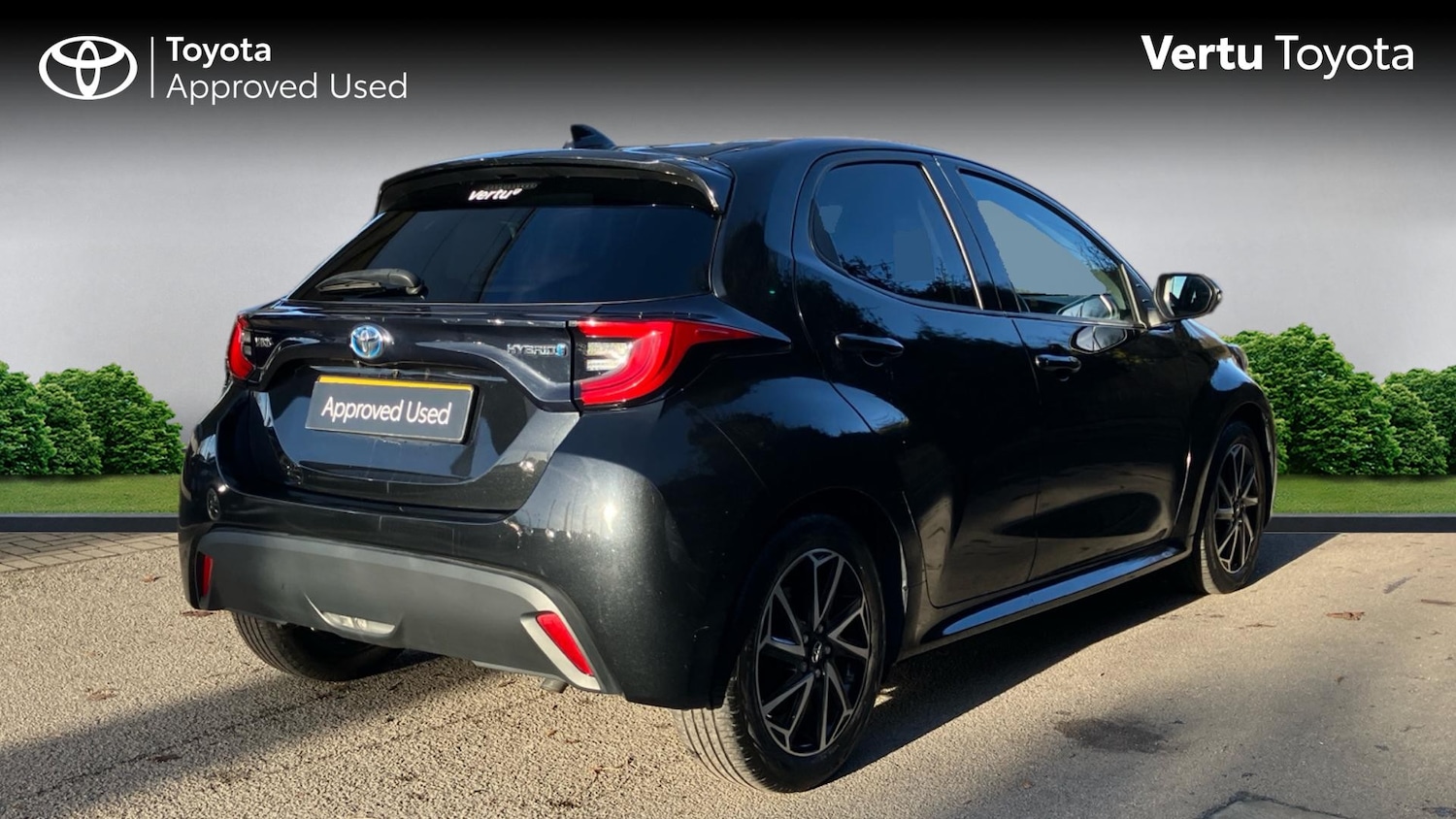 Used Toyota Yaris 2022 for sale - 76710010: Photo 2