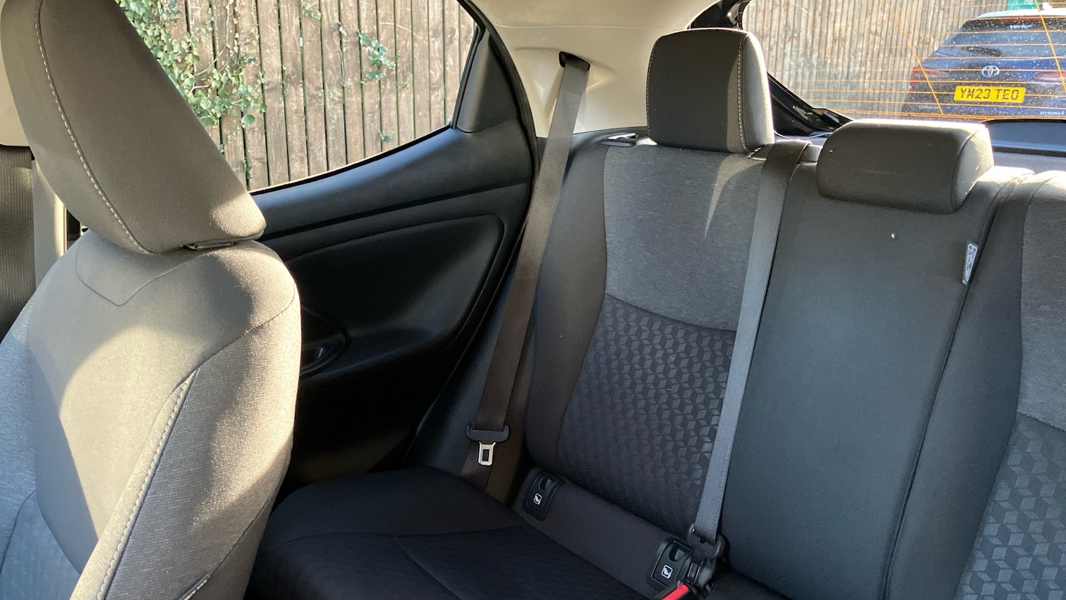 Used Toyota Yaris 2022 for sale - 76710010: Photo 20