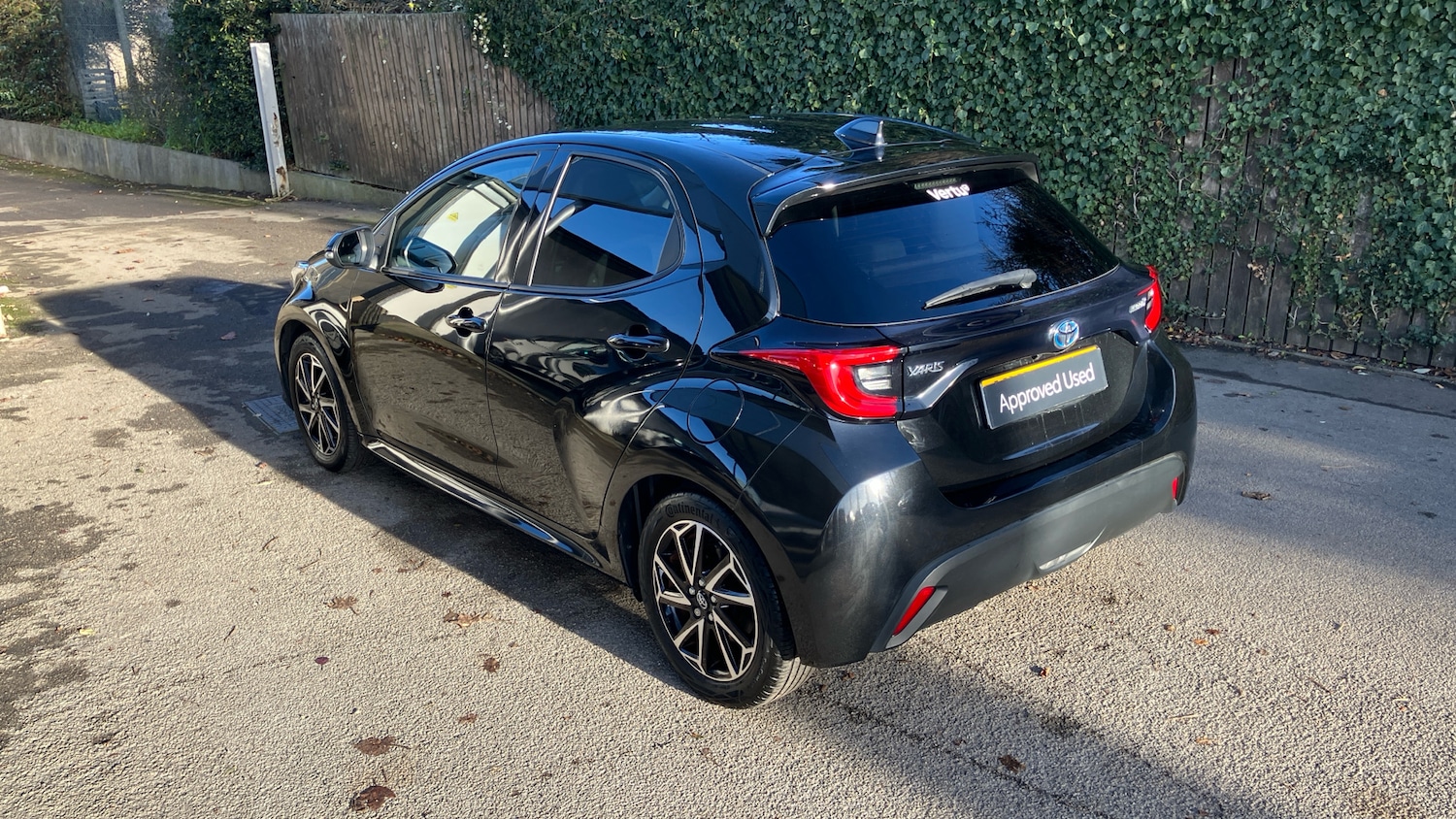 Used Toyota Yaris 2022 for sale - 76710010: Photo 30