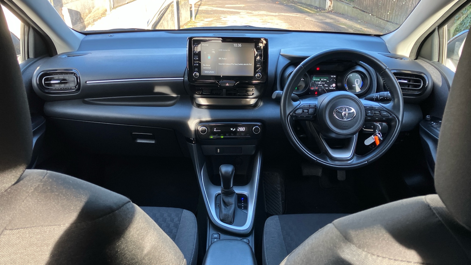 Used Toyota Yaris 2022 for sale - 76710010: Photo 5