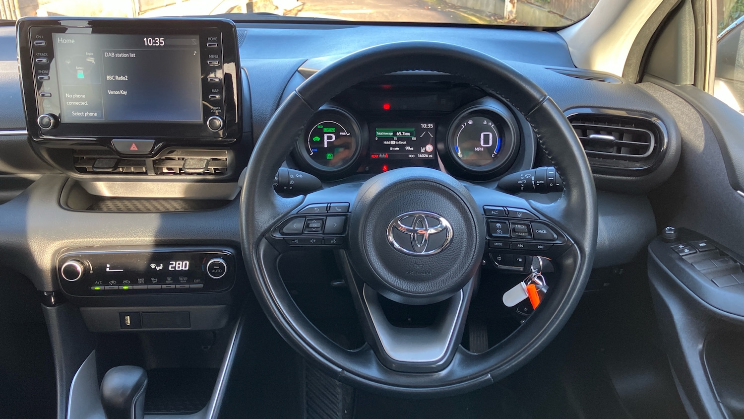 Used Toyota Yaris 2022 for sale - 76710010: Photo 8