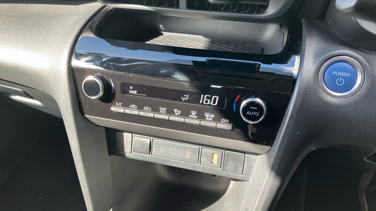 Used Toyota Yaris Cross 2023 for sale - 76064901: Photo 35