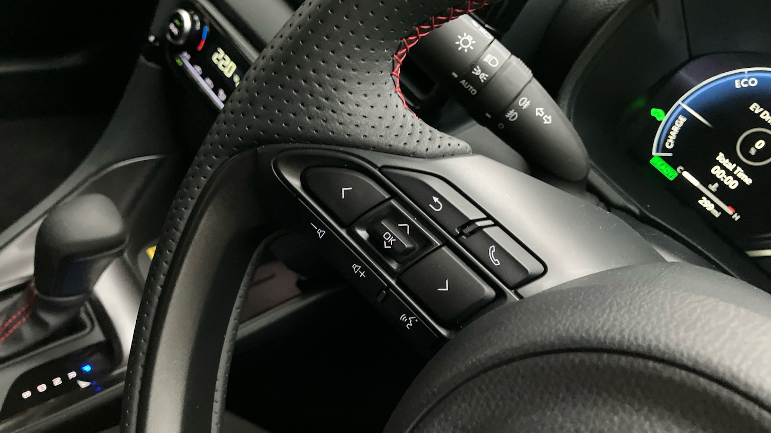 Used Toyota Yaris 2025 for sale - 77420112: Photo 31