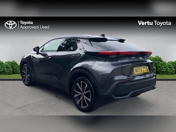 Used Toyota C-HR 2024 for sale - 79548660: Photo