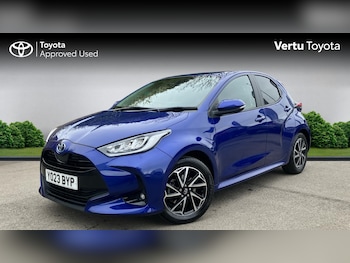 Used Toyota Yaris 2023 for sale - 77985186: Photo