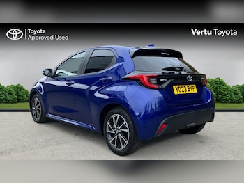 Used Toyota Yaris 2023 for sale - 77985186: Photo