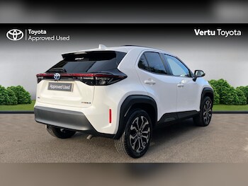 Used Toyota Yaris Cross 2022 for sale - 77262209: Photo