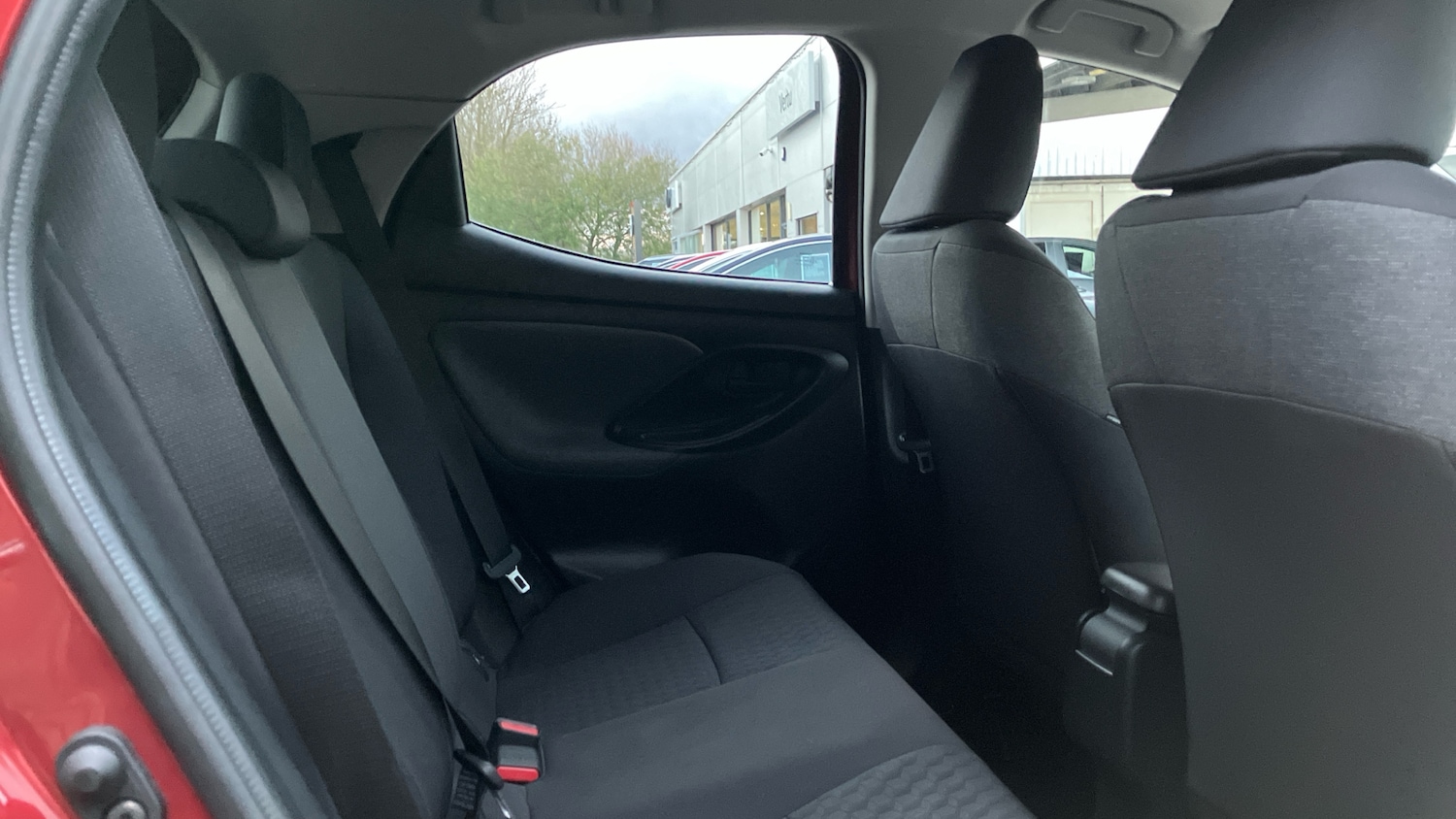 Used Toyota Yaris 2021 for sale - 76694768: Photo 12