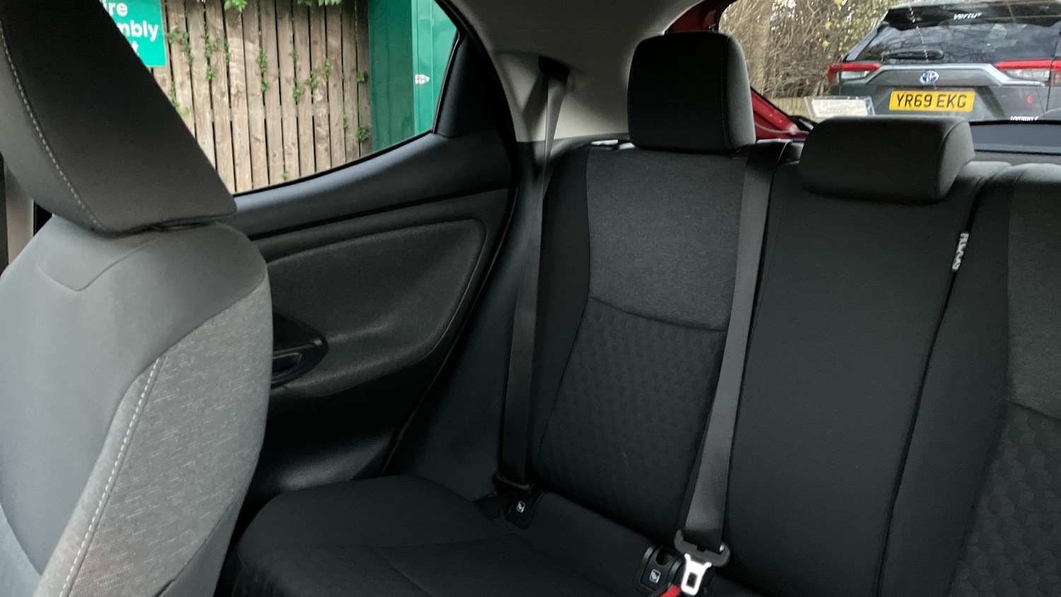 Used Toyota Yaris 2021 for sale - 76694768: Photo 20