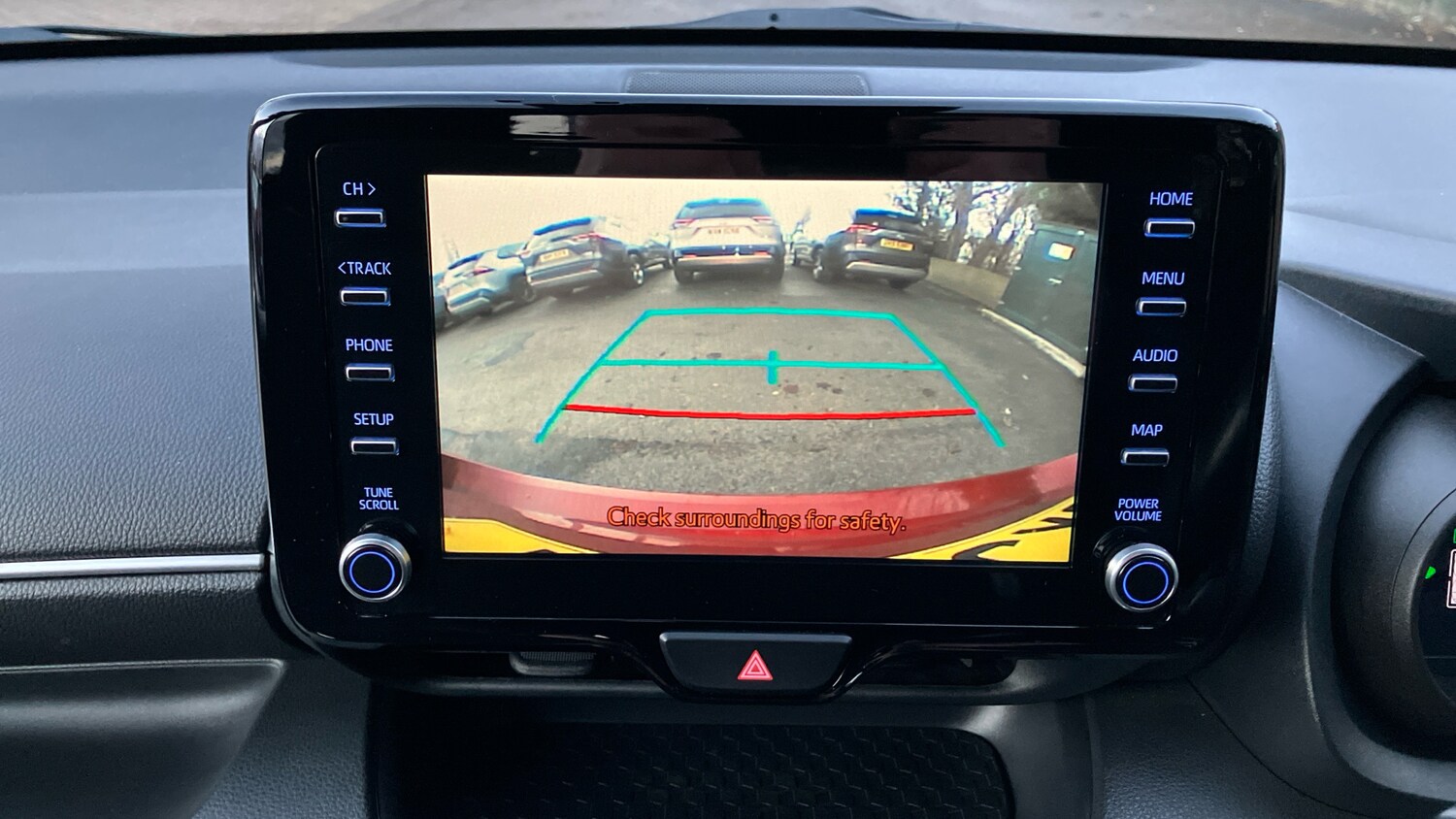 Used Toyota Yaris 2021 for sale - 76694768: Photo 27