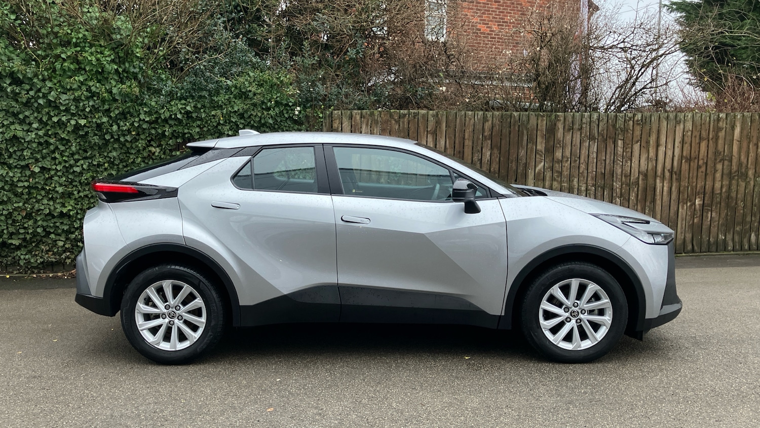 Used Toyota C-HR 2024 for sale - 77079460: Photo 16