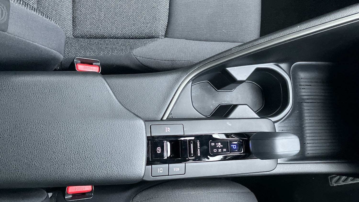 Used Toyota C-HR 2024 for sale - 77079460: Photo 38