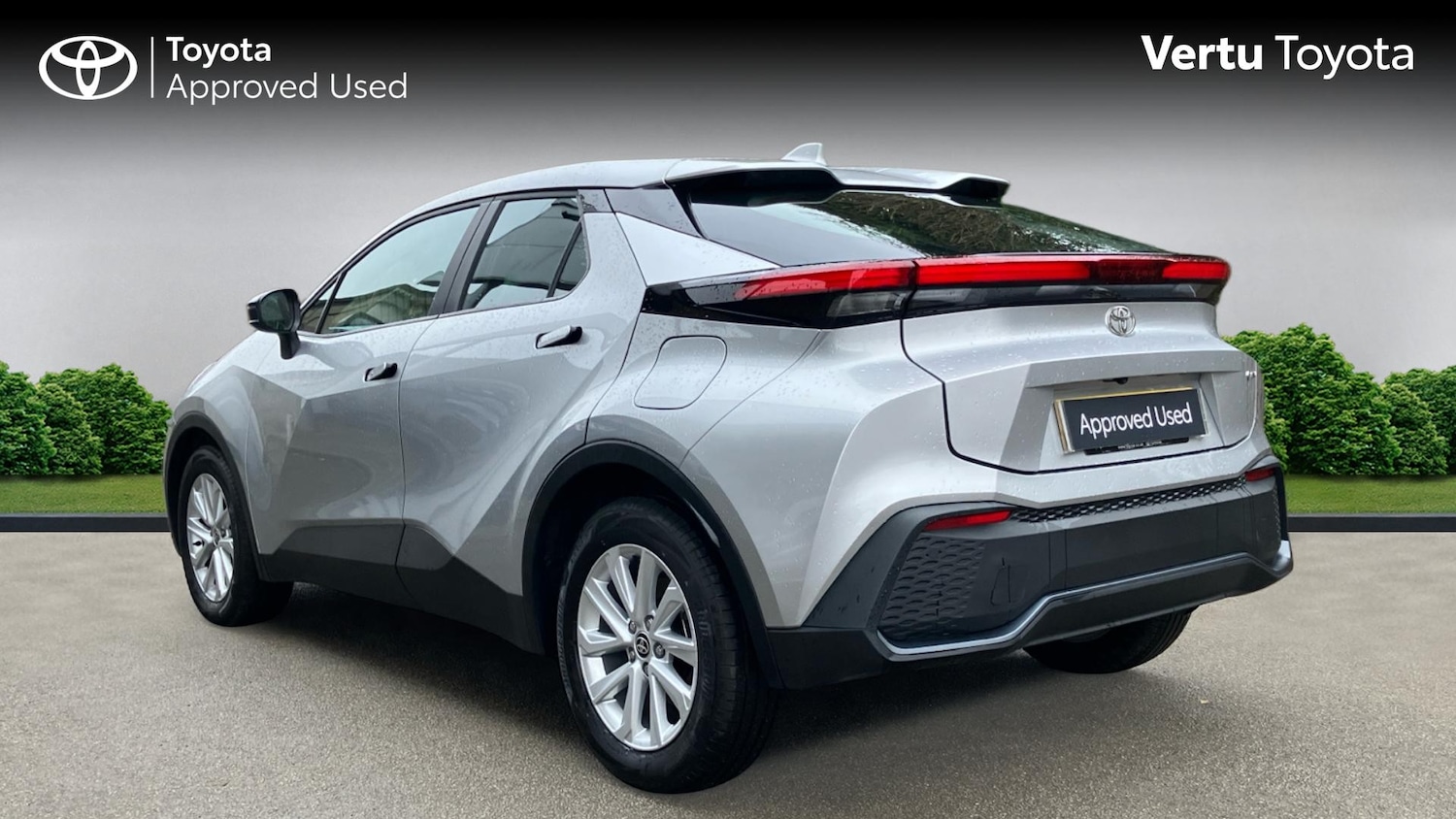 Used Toyota C-HR 2024 for sale - 77079460: Photo 4