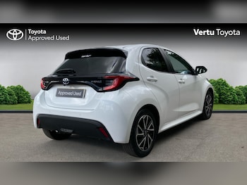 Used Toyota Yaris 2023 for sale - 78836135: Photo