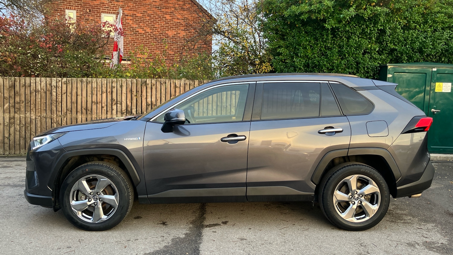 Used Toyota RAV4 2019 for sale - 76532101: Photo 17