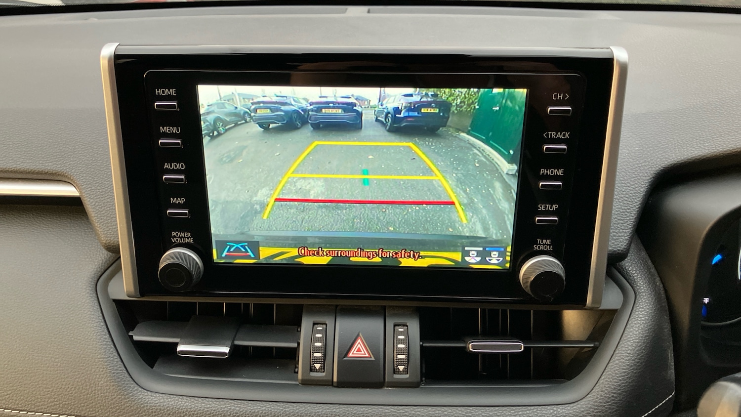 Used Toyota RAV4 2019 for sale - 76532101: Photo 27