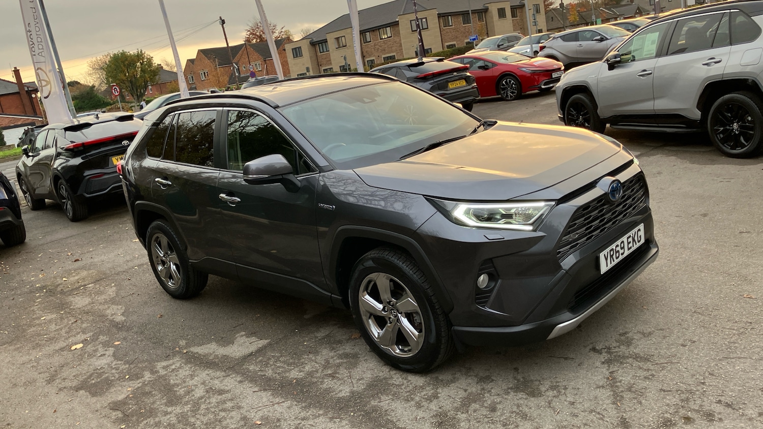 Used Toyota RAV4 2019 for sale - 76532101: Photo 29