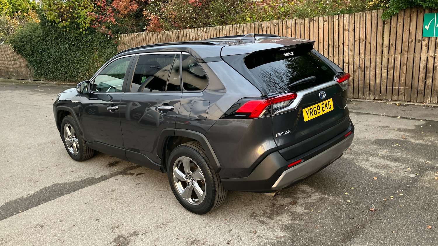 Used Toyota RAV4 2019 for sale - 76532101: Photo 30