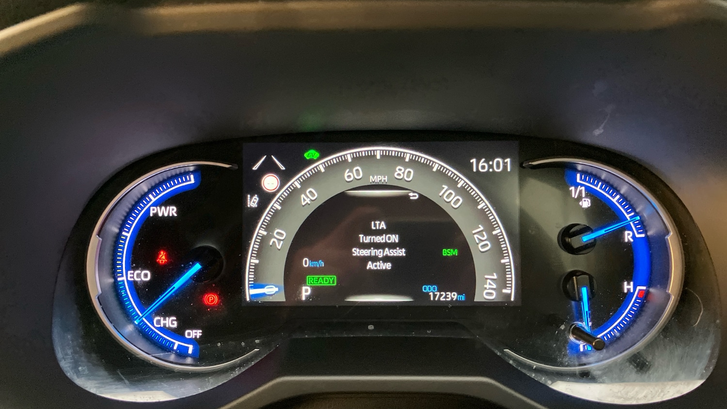 Used Toyota RAV4 2019 for sale - 76532101: Photo 39