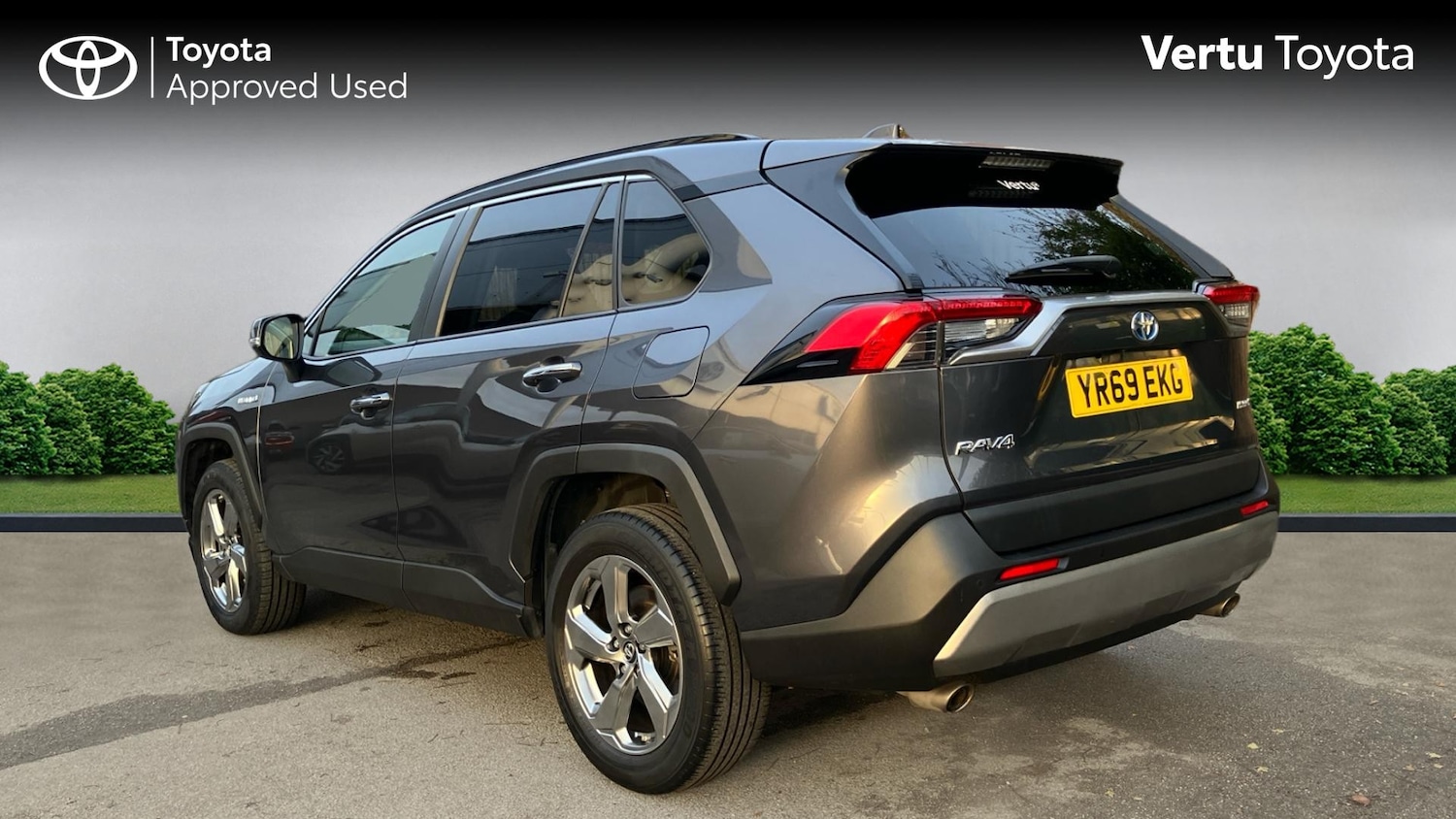 Used Toyota RAV4 2019 for sale - 76532101: Photo 4