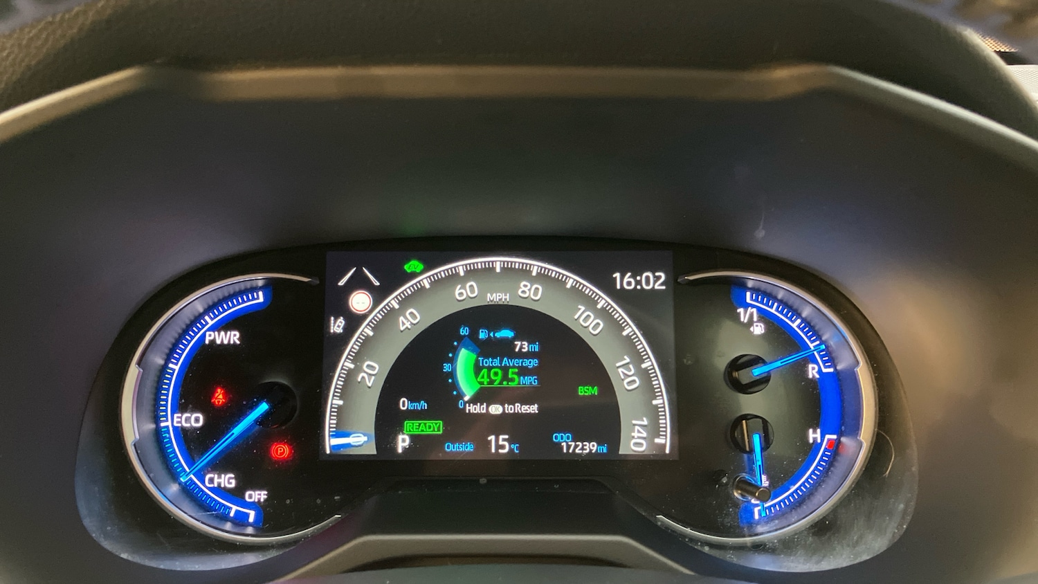 Used Toyota RAV4 2019 for sale - 76532101: Photo 9