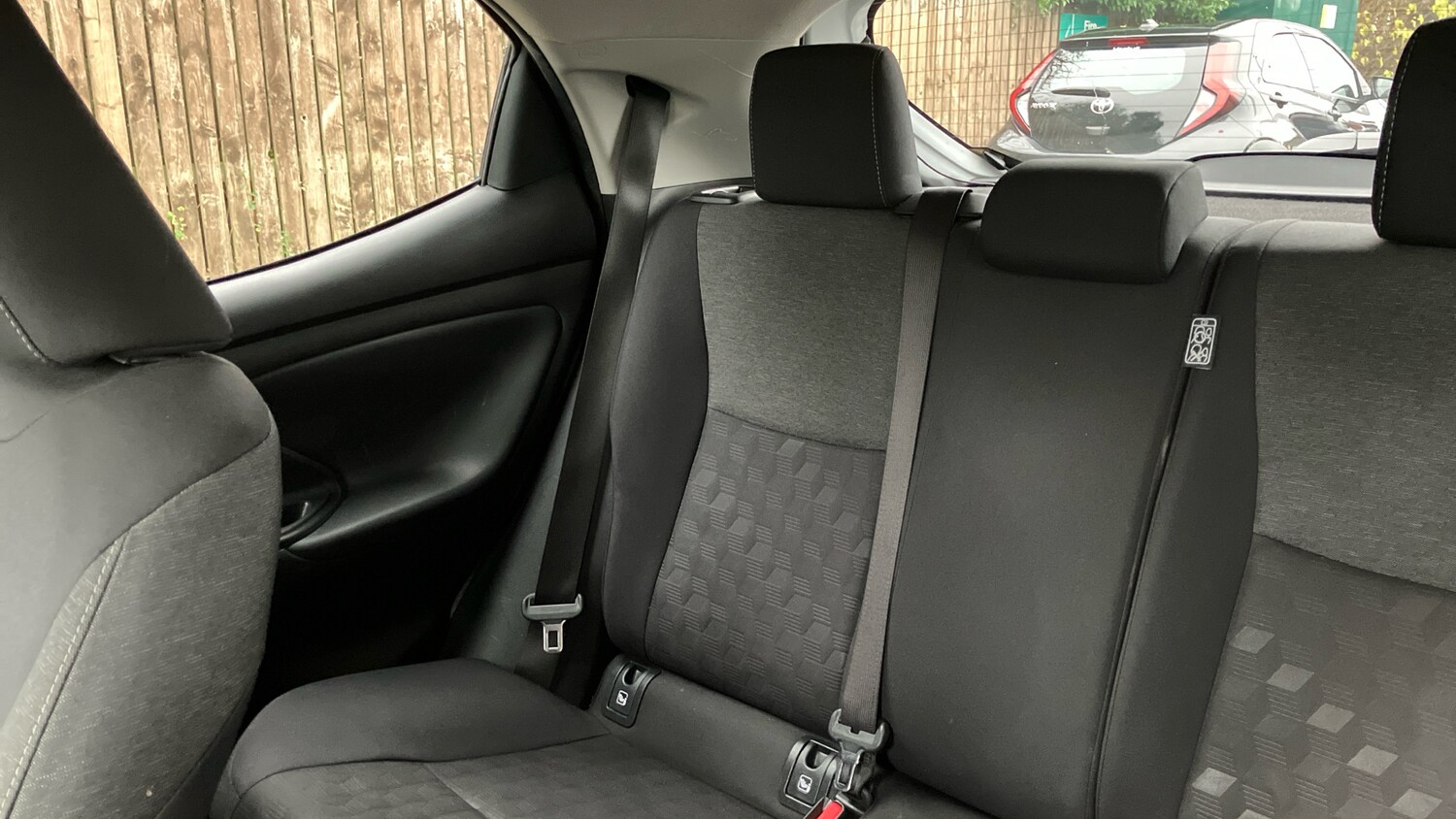 Used Toyota Yaris 2024 for sale - 77350331: Photo 20